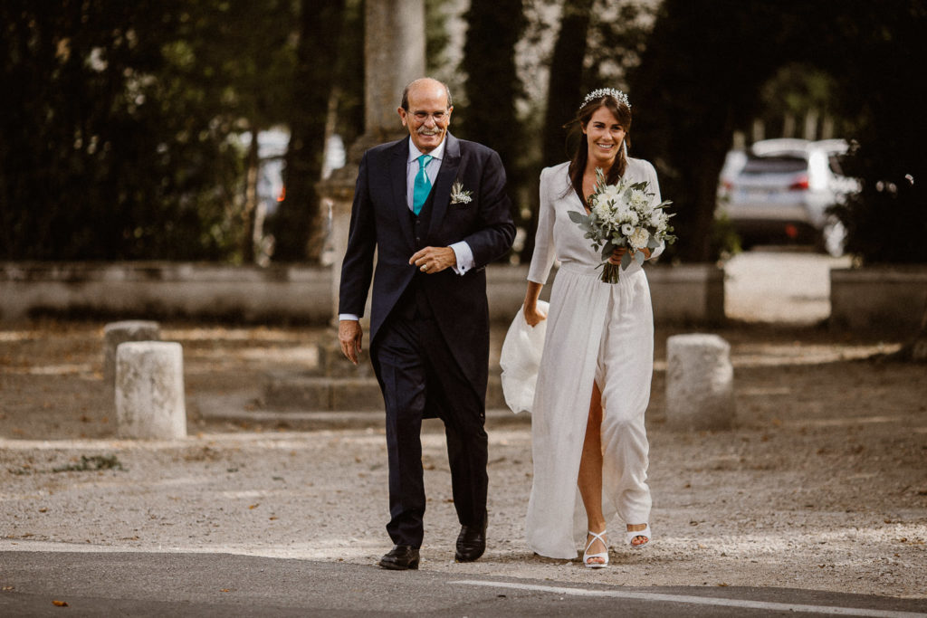 Clémence & François - Mariage rustique et Kinfolk en provence - Saint Rémy de Provence - Marc Ribis