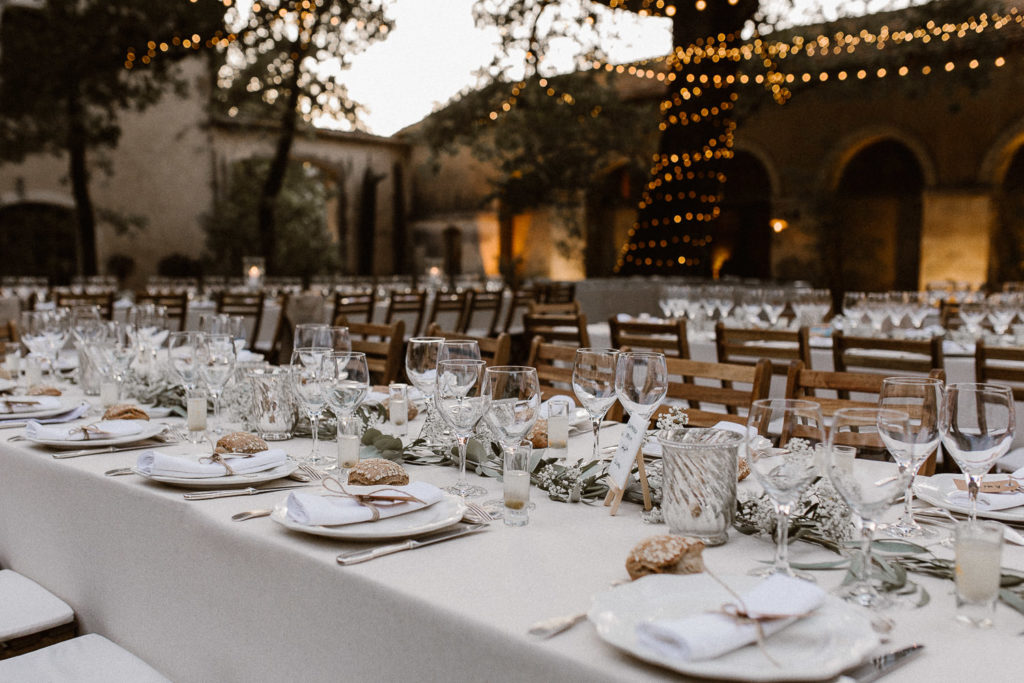 Clémence & François - Mariage rustique et Kinfolk en provence - Saint Rémy de Provence - Marc Ribis