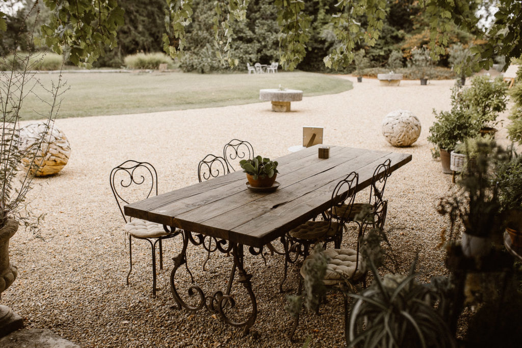 Clémence & François - Mariage rustique et Kinfolk en provence - Saint Rémy de Provence - Marc Ribis