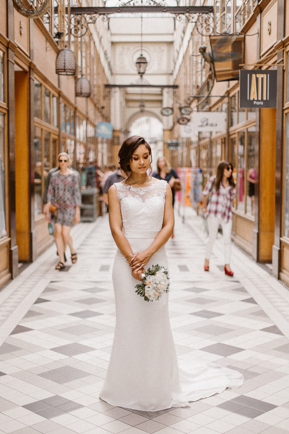 Emilie & Raymond - Mariage romantique à Paris - Marc Ribis