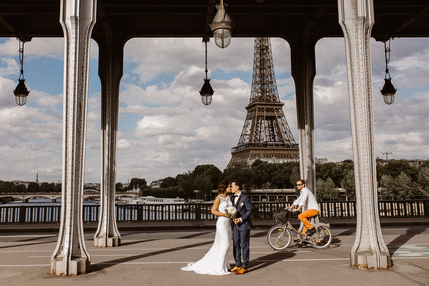 Emilie & Raymond - Mariage romantique à Paris - Marc Ribis