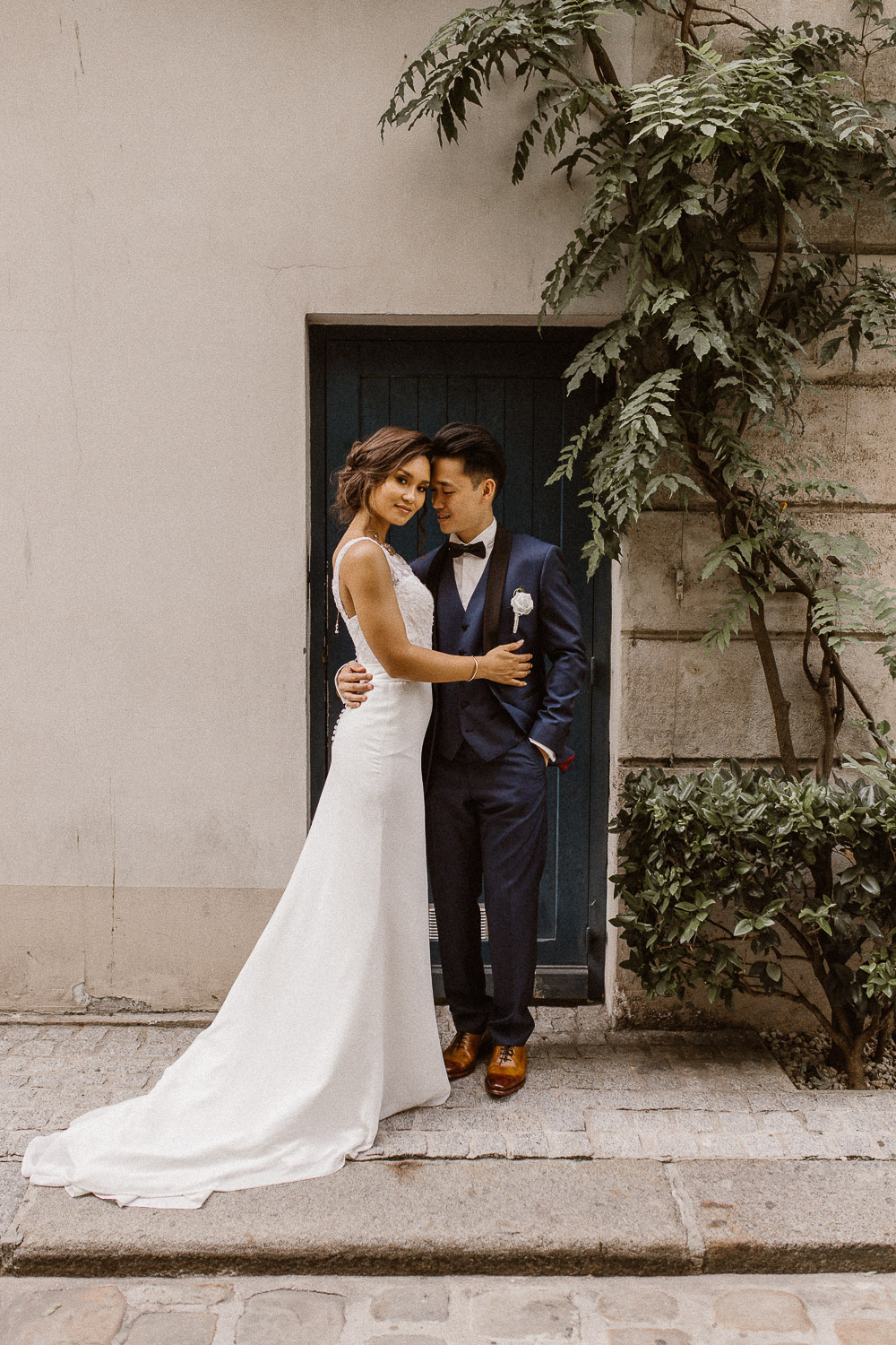 Emilie & Raymond - Mariage romantique à Paris - Marc Ribis