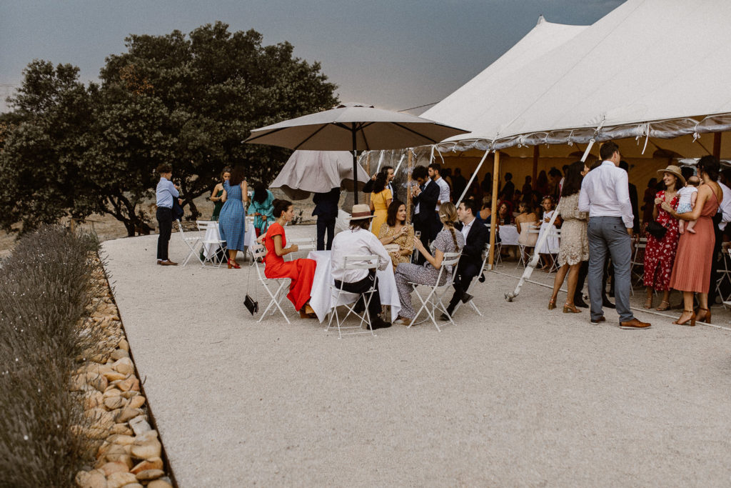 Alice & Quentin_Mariage kinfolk à Avignon_Domaine Le Grand Belly_Rochefort du Gard_Marc Ribis_Photographe de mariage