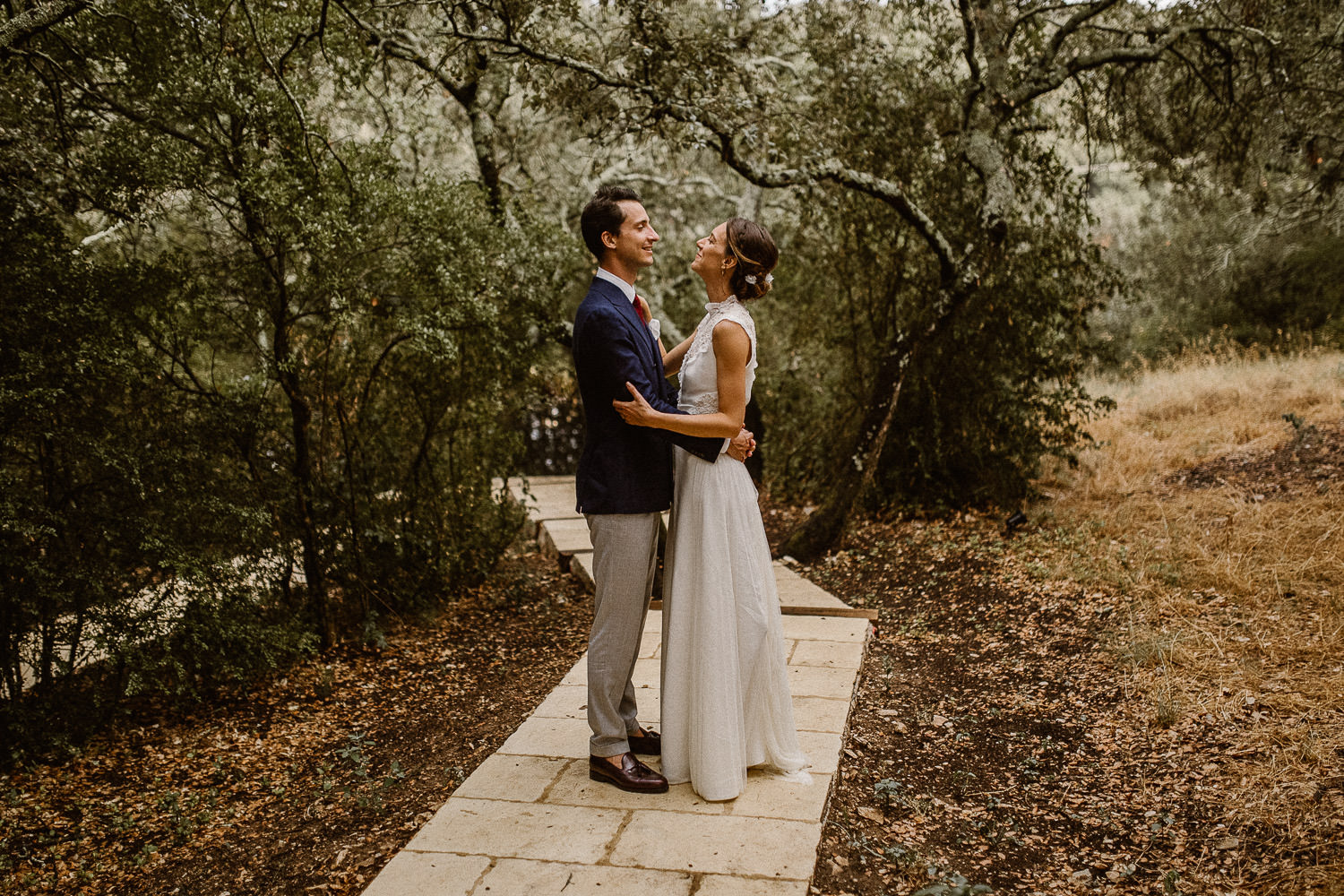 Alice & Quentin_Mariage kinfolk à Avignon_Domaine Le Grand Belly_Rochefort du Gard_Marc Ribis_Photographe de mariage
